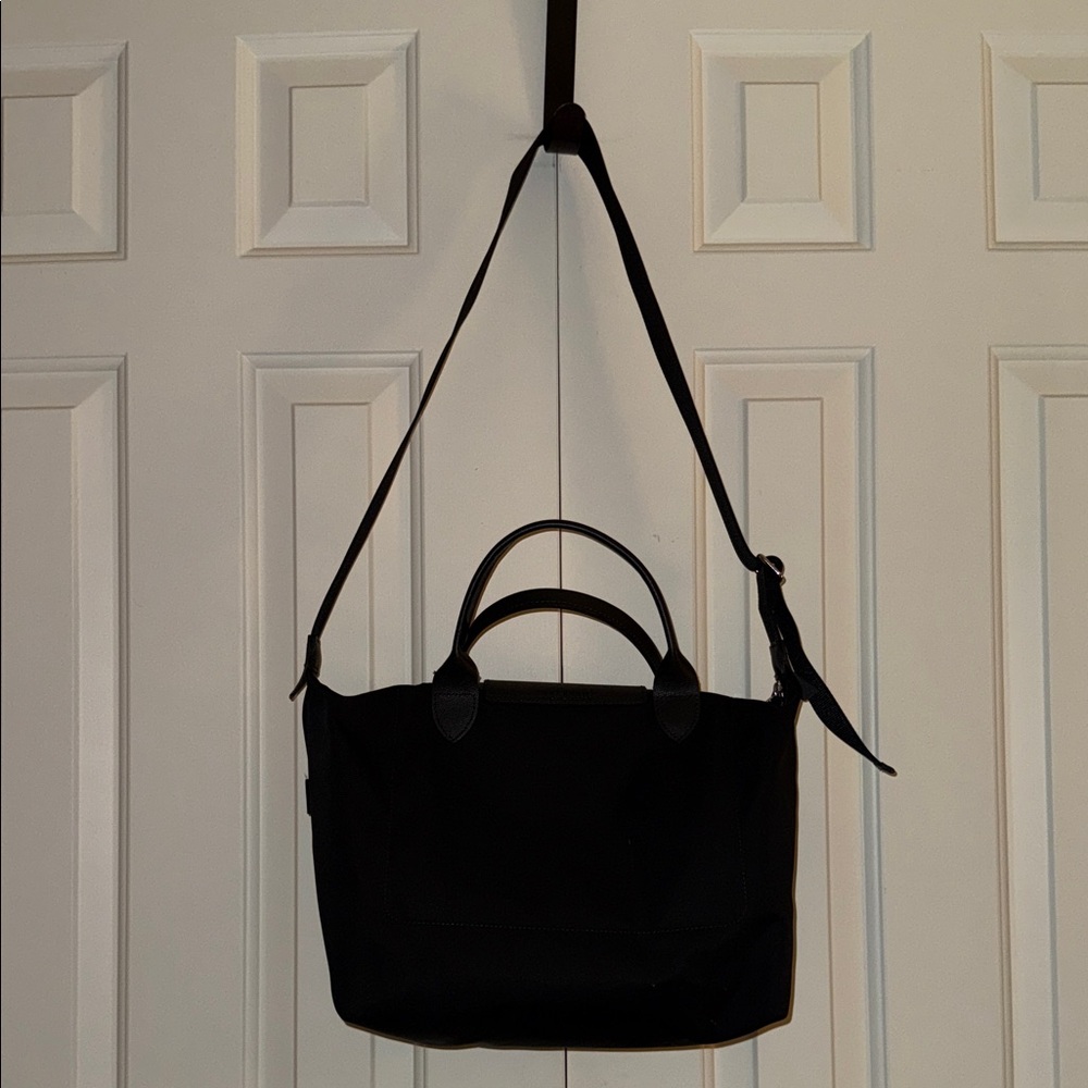 Longchamp Le Pliage Energy Medium Crossbody - Picture 6 of 16